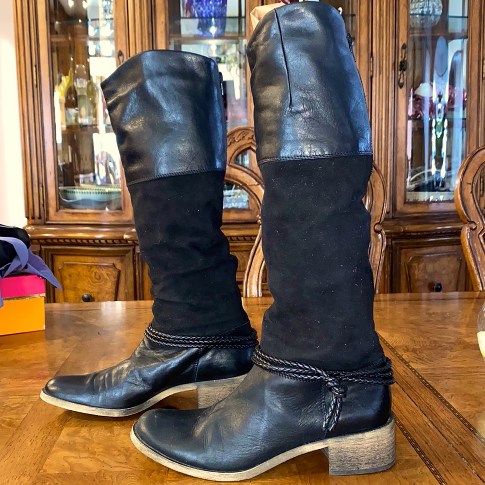 Made In Italy Black Suede Boots